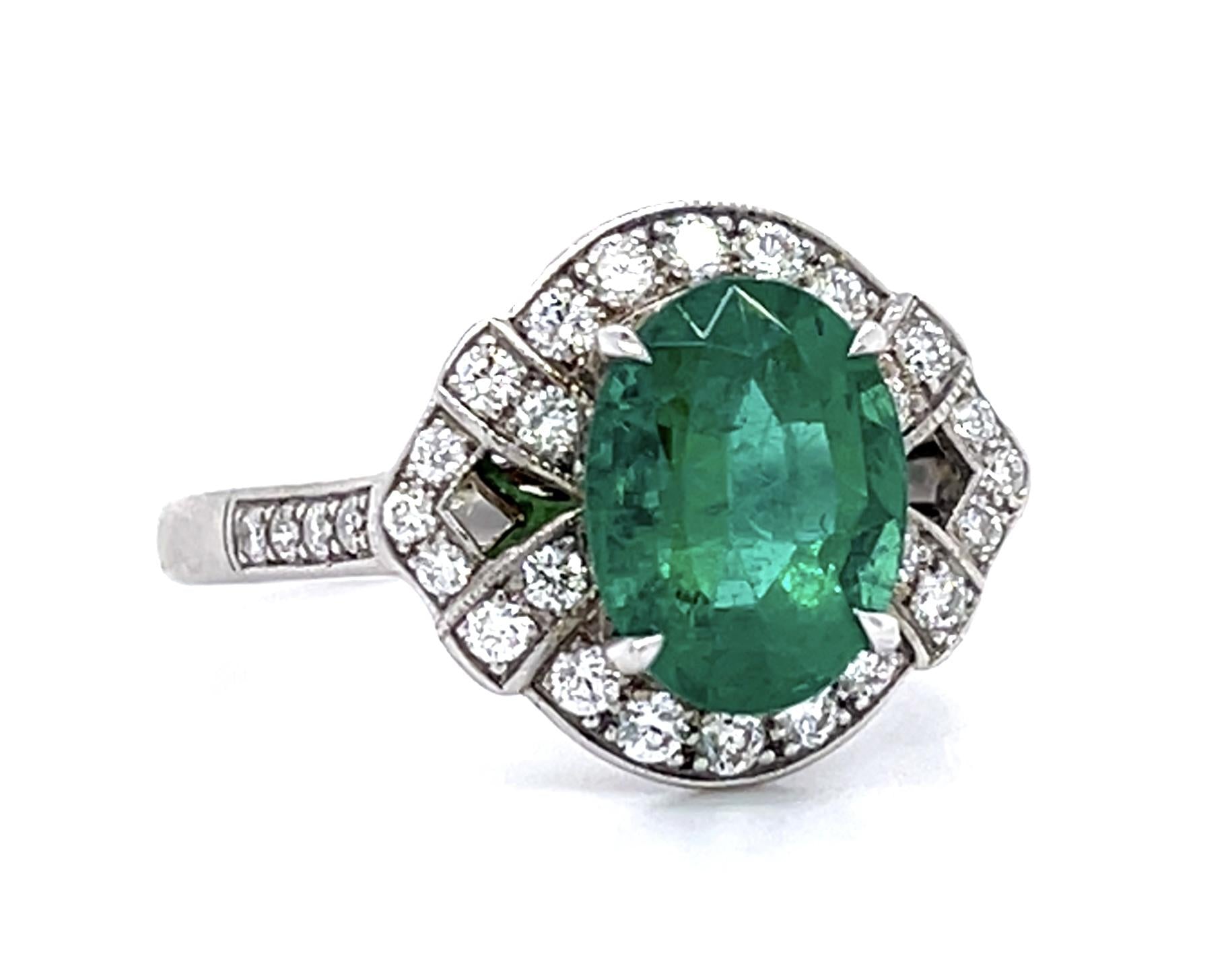 1.89ct Emerald .37ct Diamond 18KW Estate Ring 4.17g 6.50 Size