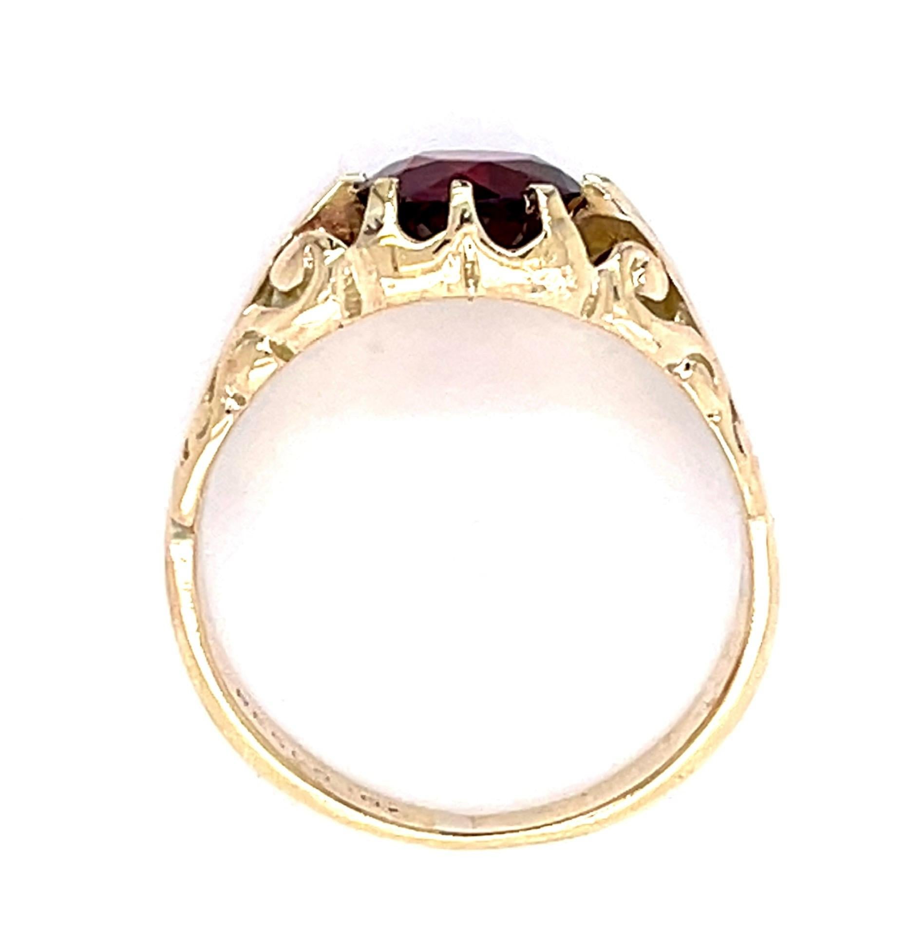 2.04ct Garnet 14KY Ring 5.83g 7.75 Size