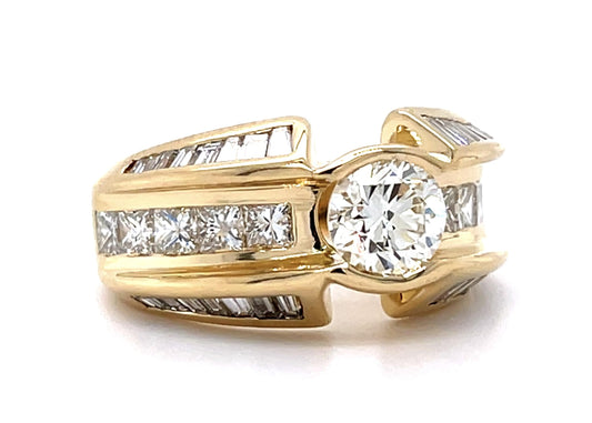 .96ct Round Diamond 18KY Ring 2.30ct SD 11.35g 6.50 Size
