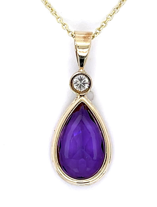 6ct Amethyst .16ct Diamond 14KY Pendant 3.60g 16"