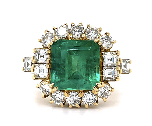 18KY Emerald &  Diamond Ring 12.6gr 5.03ct(em) 2.44ct twt(dia) Circa 1970s