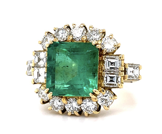 18KY Emerald &  Diamond Ring 12.6gr 5.03ct(em) 2.44ct twt(dia) Circa 1970s