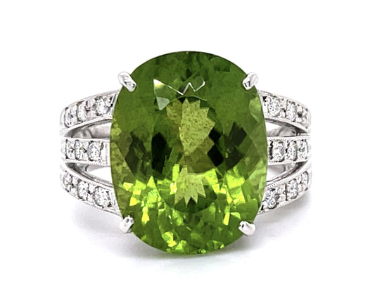 12.54ct Peridot .29ct Diamond Platinum Ring