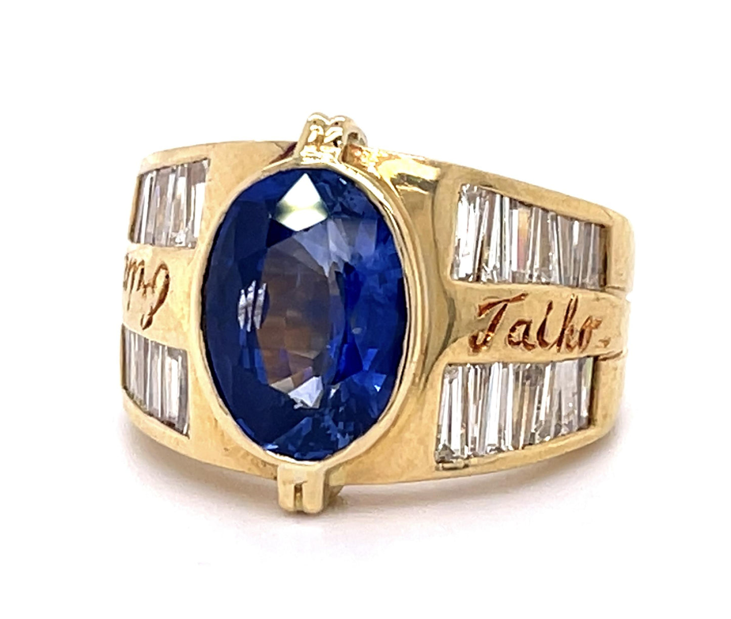 4.03ct Sapphire 1.35ct Baguette Diamond 18KY Ring