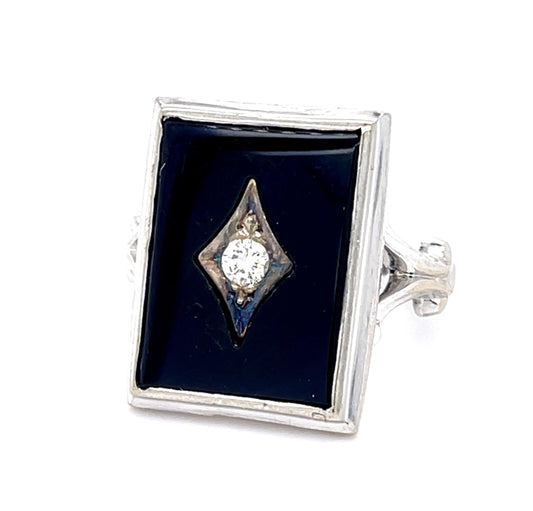 14KW Diamond &  Onyx Art Deco Ring 5.7gr 0.12ct(dia) Circa 1930s ESTATE  Size 7