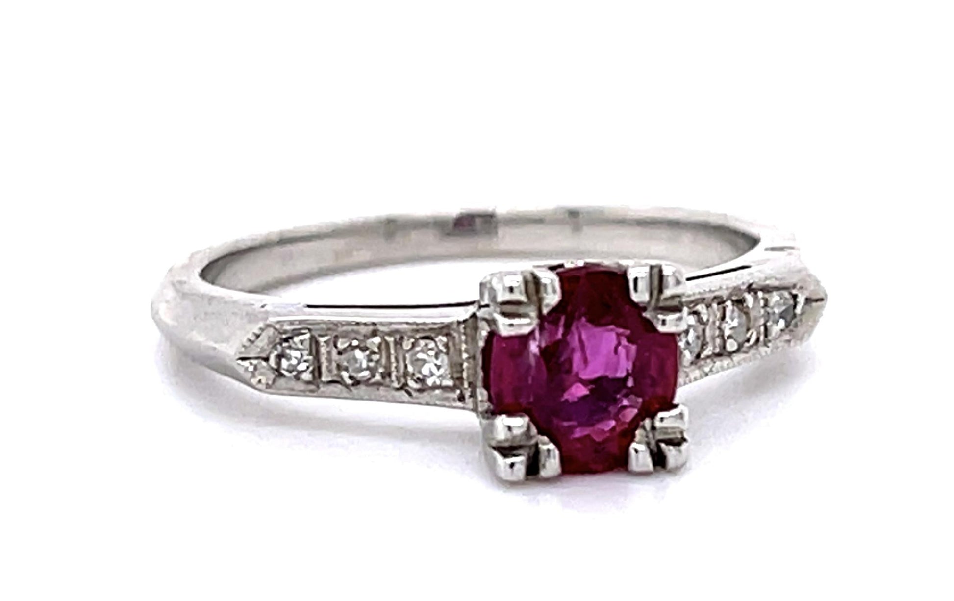 PL Ruby & Diamond Ring 4.9gr 1.11ct(rby) 0.08ct twt(dia) Circa 1940s