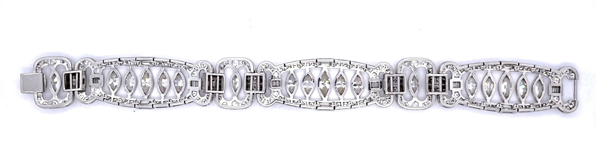 PT Diamond Art Deco Bracelet 52.3gr 17.50ct(dia) Circa 1930s Length 7.25