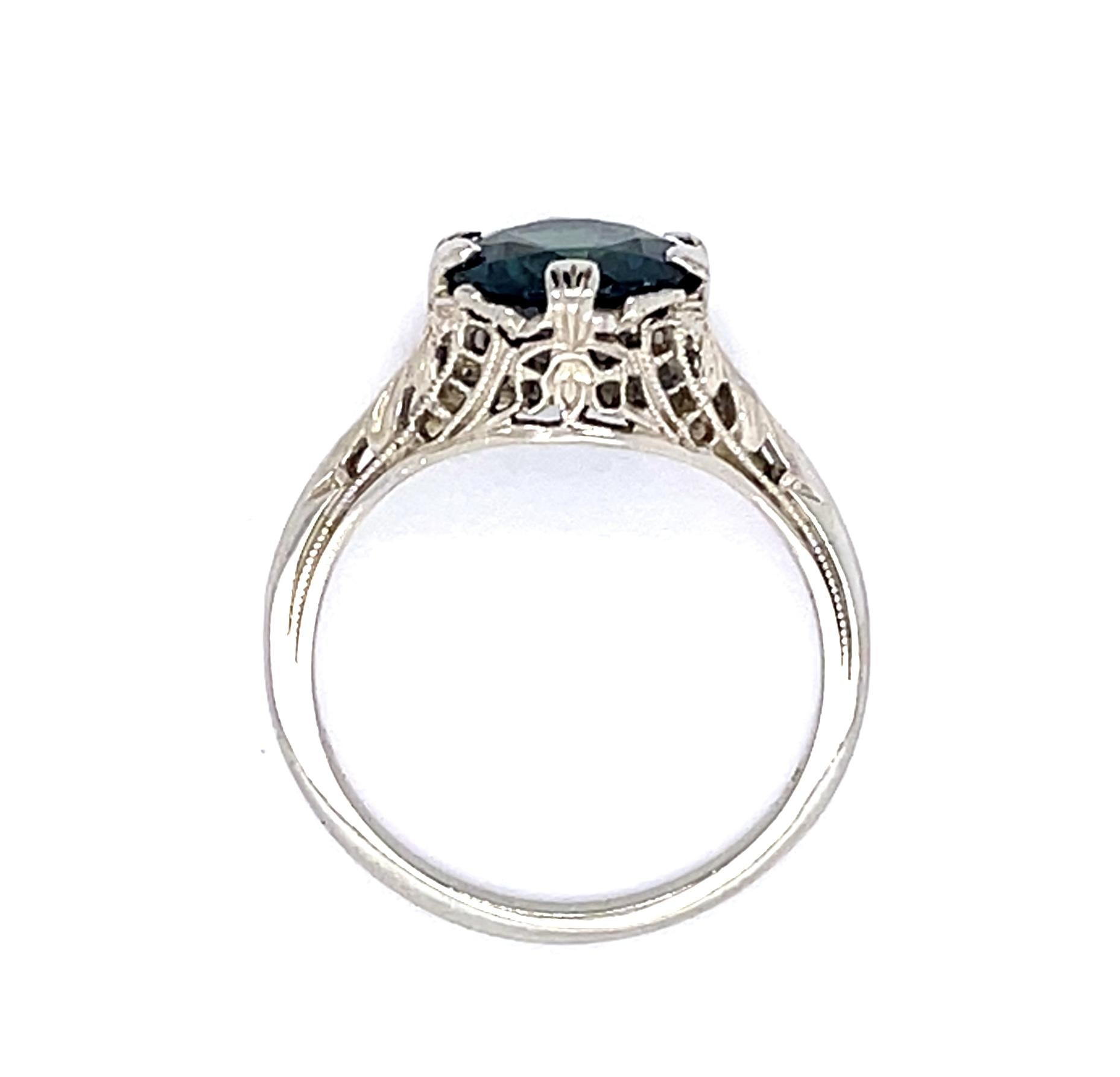 Art Deco 2.25ct Green Tourmaline 14KW Ring 2.16g 6 Size