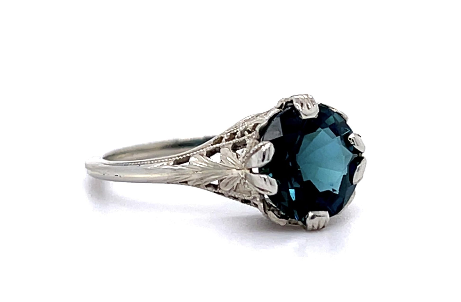 Art Deco 2.25ct Green Tourmaline 14KW Ring 2.16g 6 Size