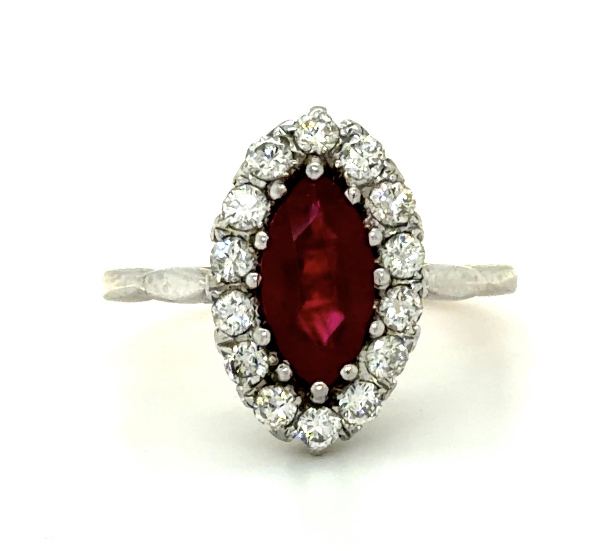 18KW Ruby &  Diamond Ring 4.9gr 1.23ct(rby) 0.70ct twt(dia) Circa 1960s
