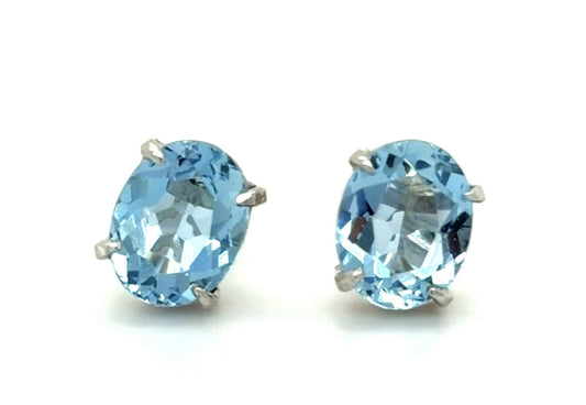 2.84ct Aquamarine 14KW Stud Earrings