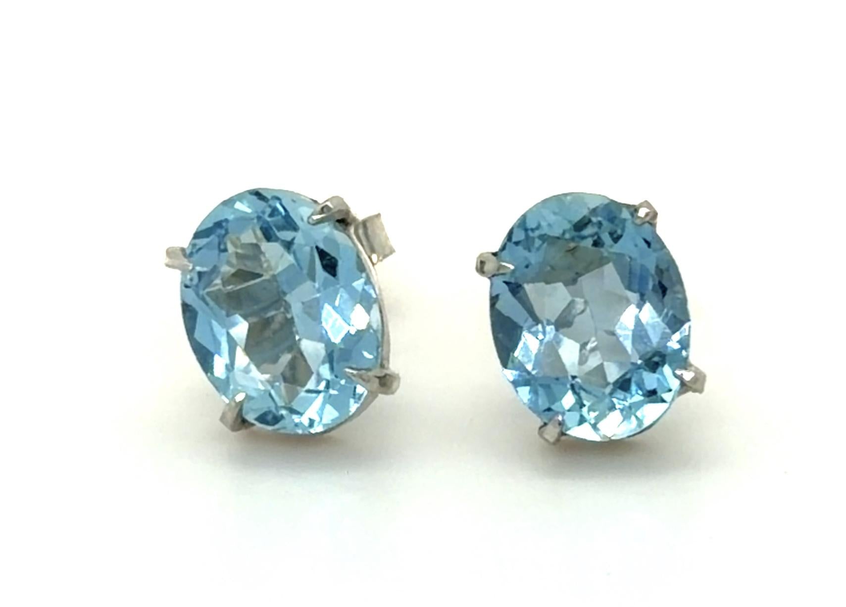 3.80ct Aquamarine 14KW Stud Earrings