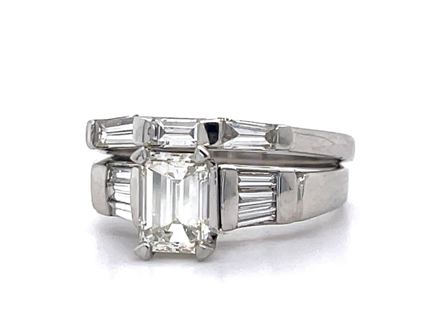 1.06ct I VS1 Emerald-cut Diamond (No Cert) PT Ring Set .72ct SD