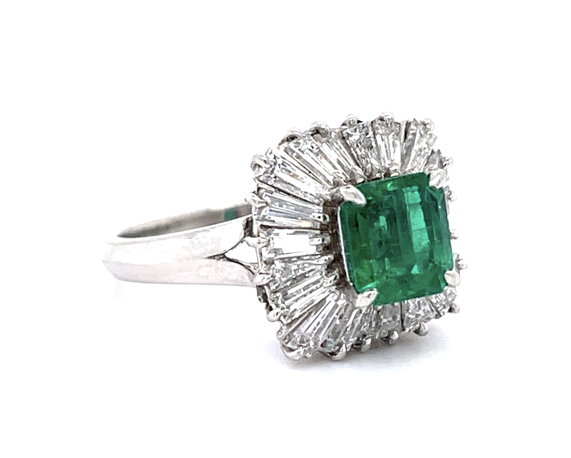 PT Emerald & Diamond Ring 1.45ct(em) 1.50ct twt(dia)