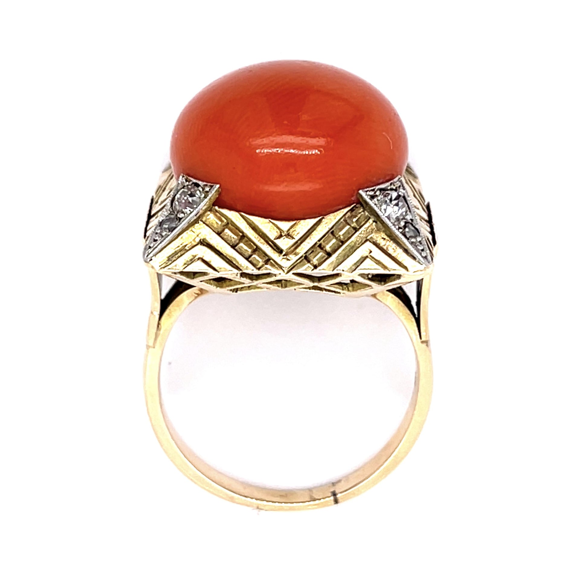 18KY Coral &  Diamond Ring 12gr 0.24ct twt(dia) Circa 1960 ESTATE  Size 9