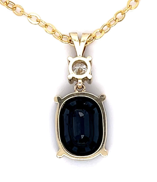 4.60ct Sapphire 10KY Pendant