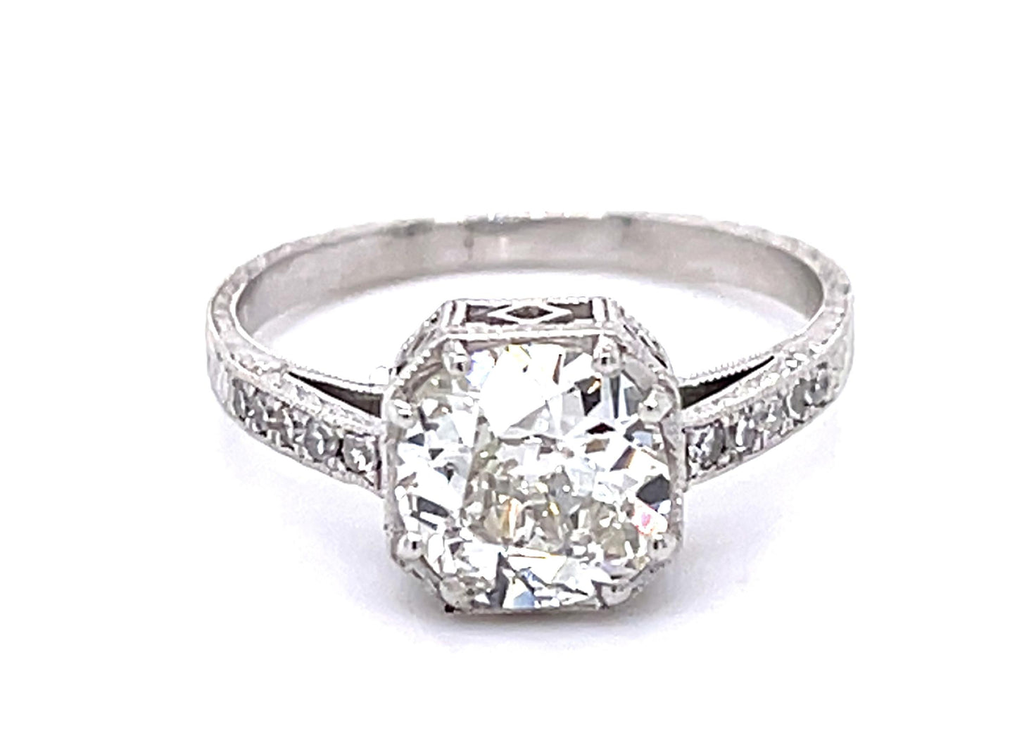 1.49ct European Diamond PT Ring .20ct Side Dia