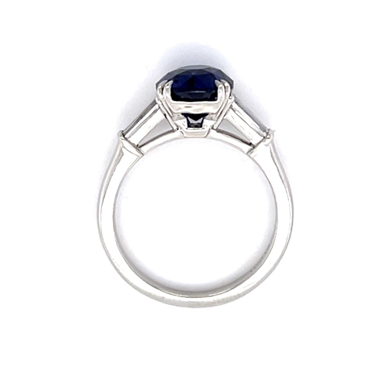 3.03ct Round Sapphire Platinum Ring (Estate 1970s)