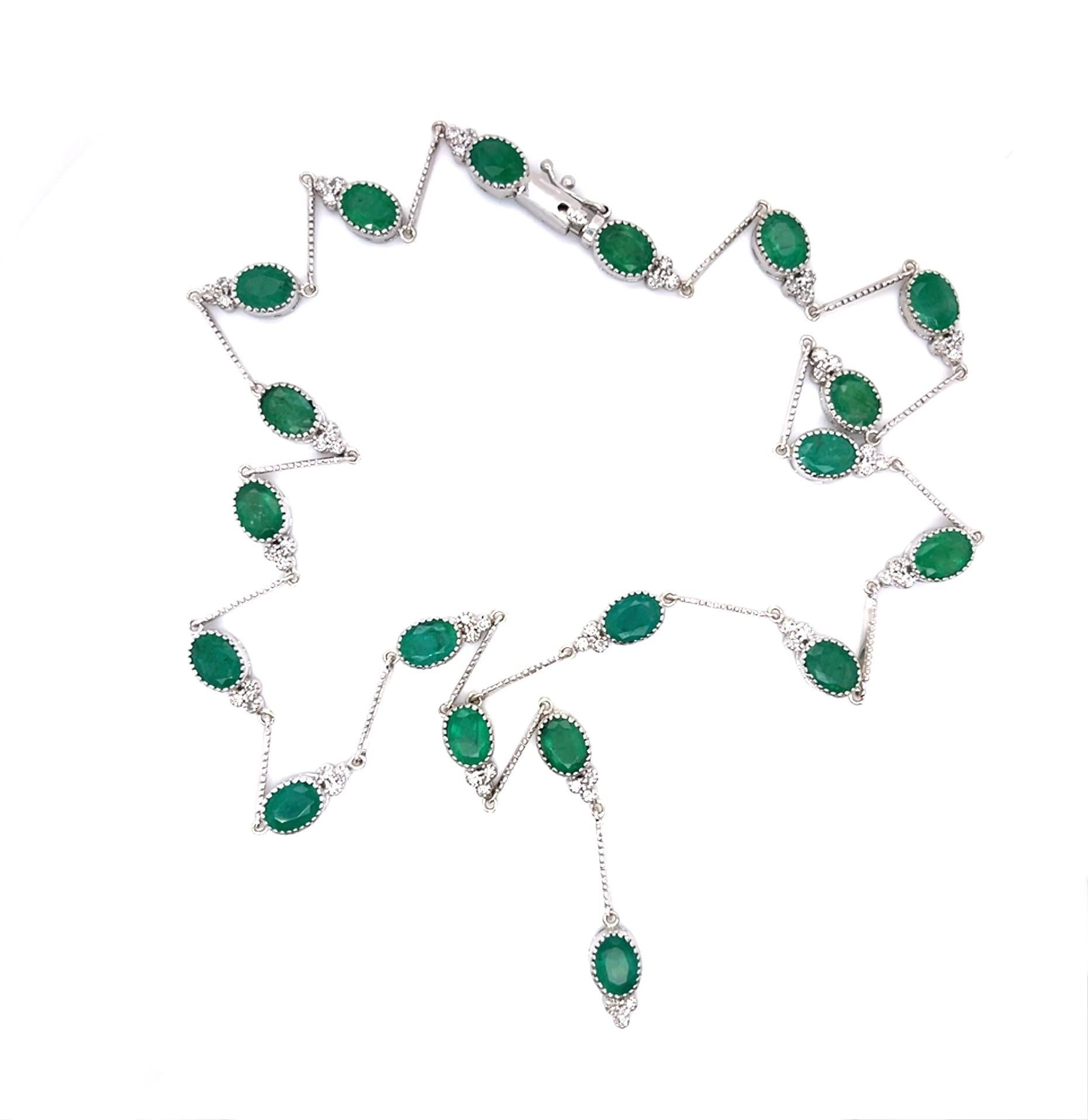 18ct Emerald 14KW Necklace
