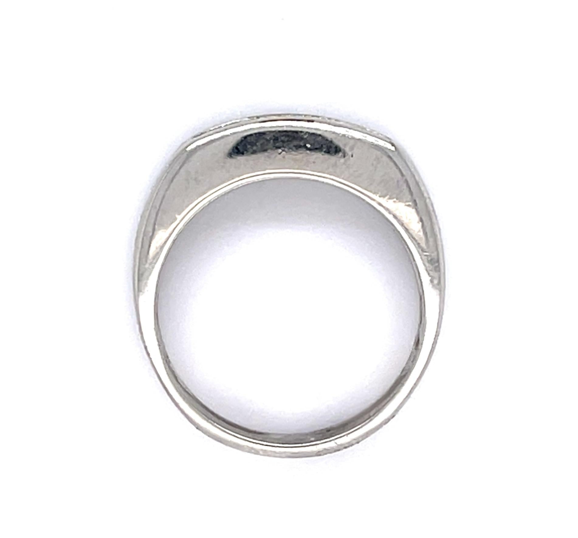 1.06ct Princess-cut Diamond Platinum Band Ring