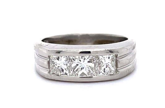 1.06ct Princess-cut Diamond Platinum Band Ring