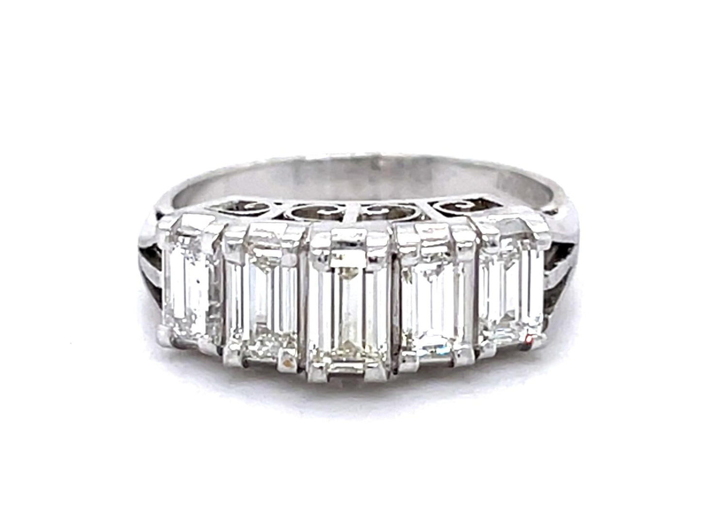1.80ct Baguette Diamond Platinum Ring
