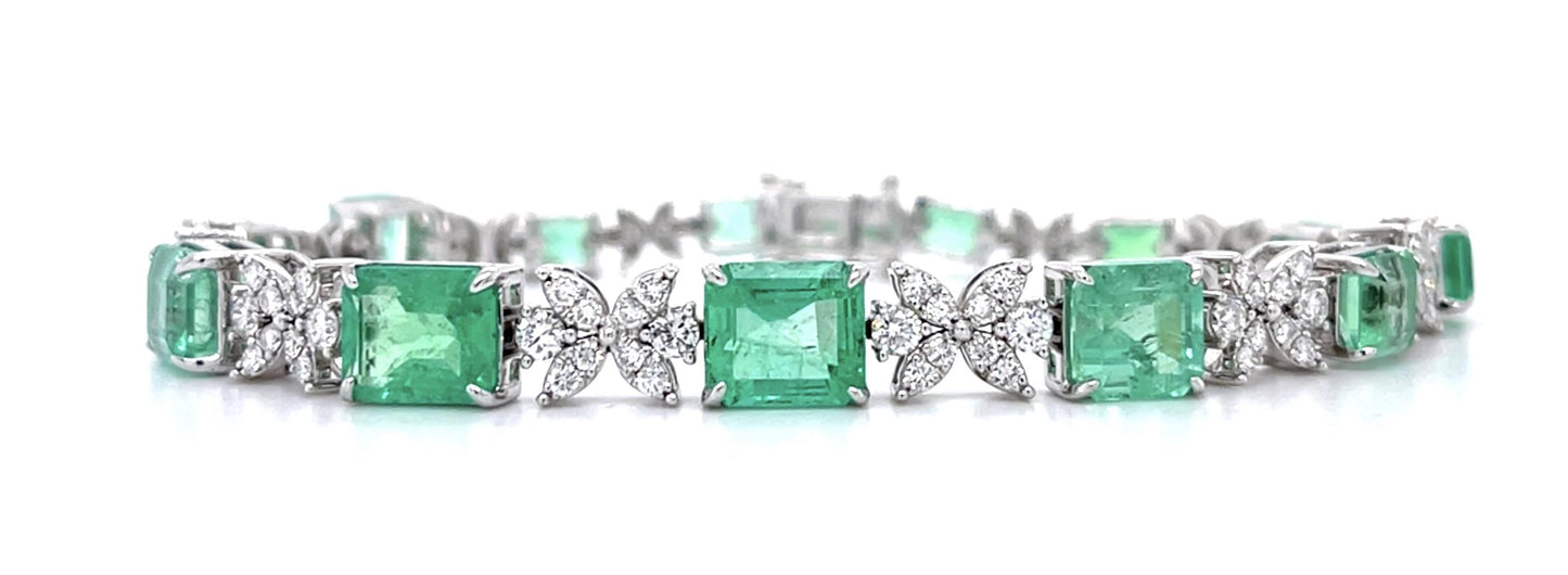 13.53ct Emerald 2ct Diamond 18KW Bracelet