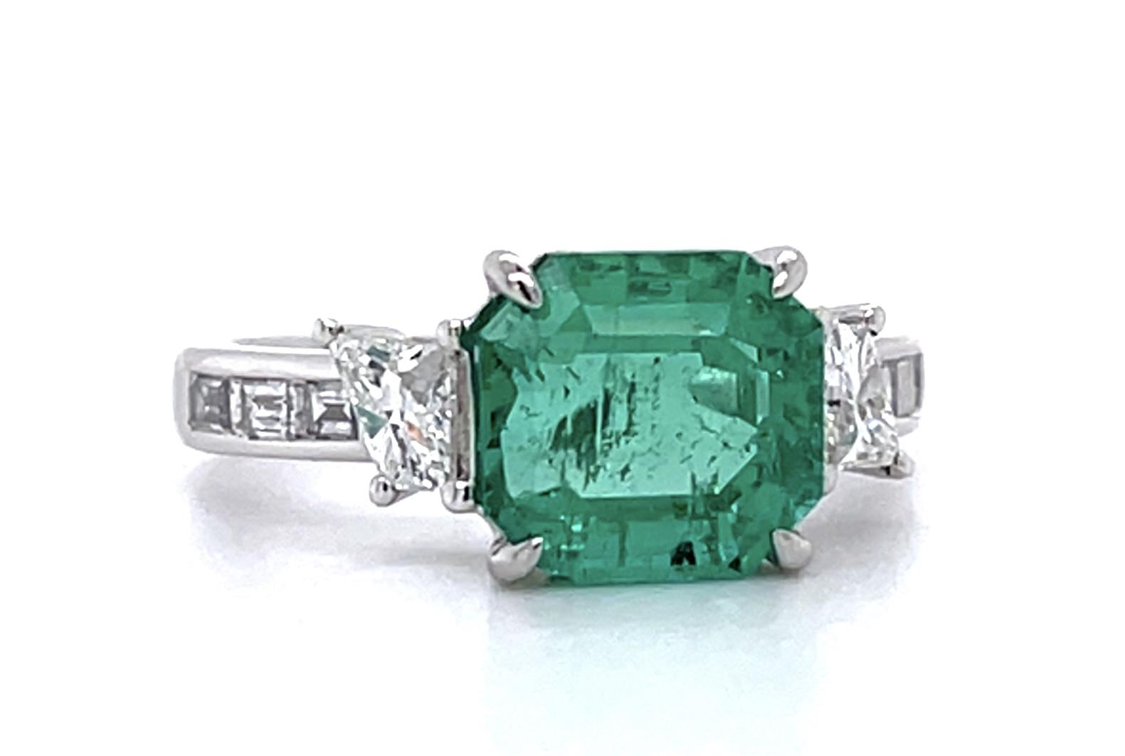 2.62ct Colombian Emerald (No Cert) Platinum Ring