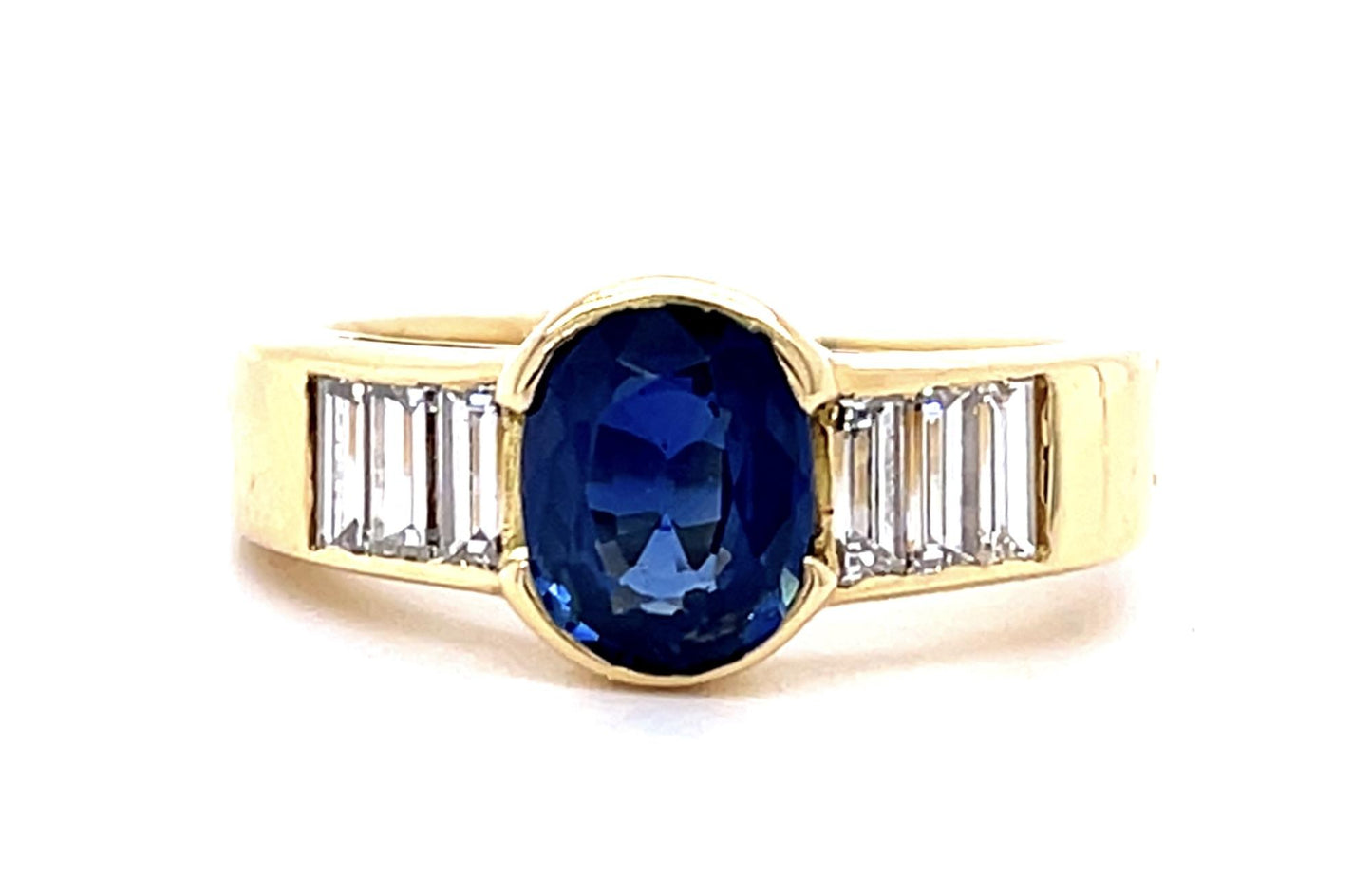 1.61ct Oval Sapphire 18KY Ring