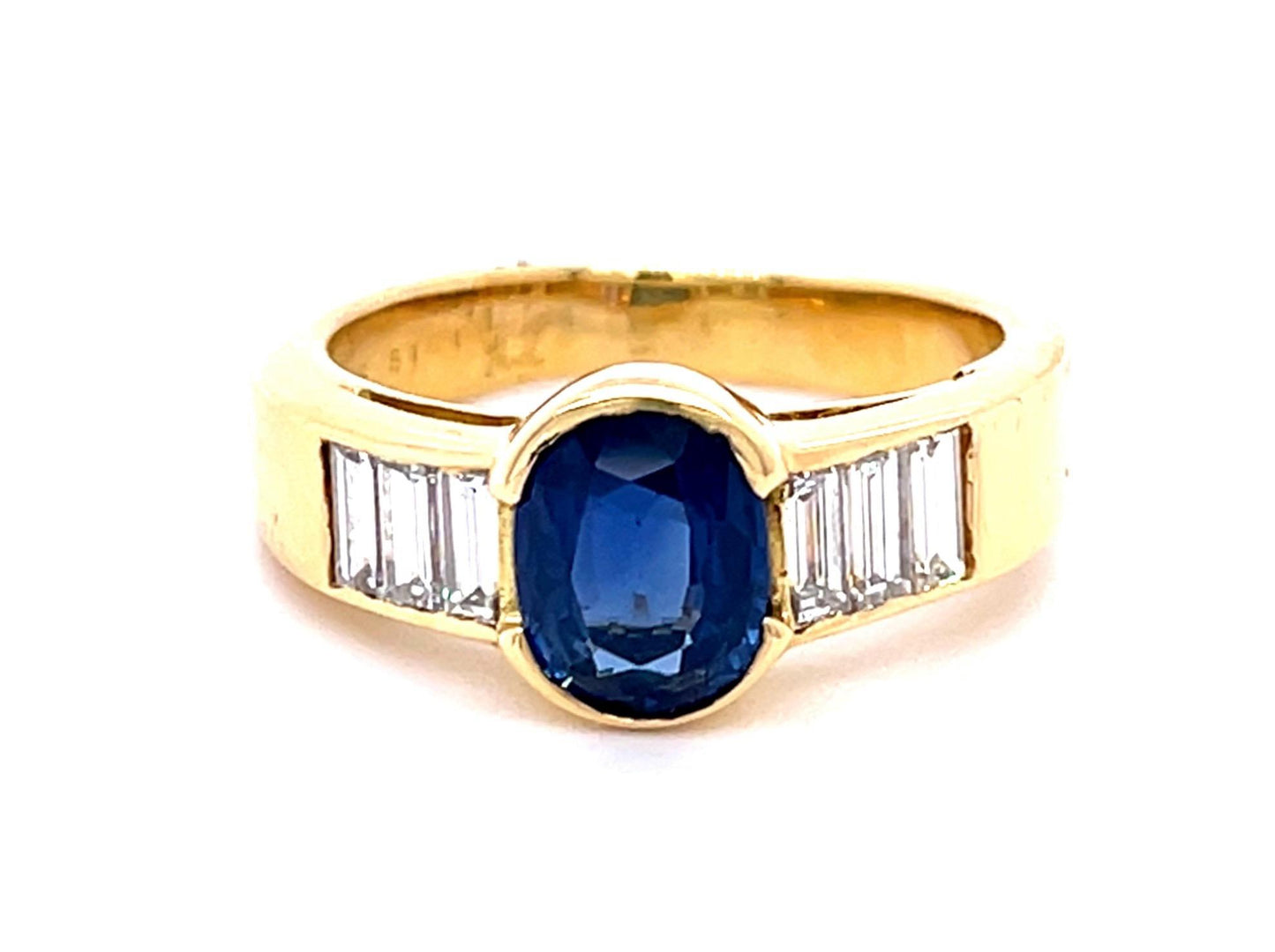 1.61ct Oval Sapphire 18KY Ring