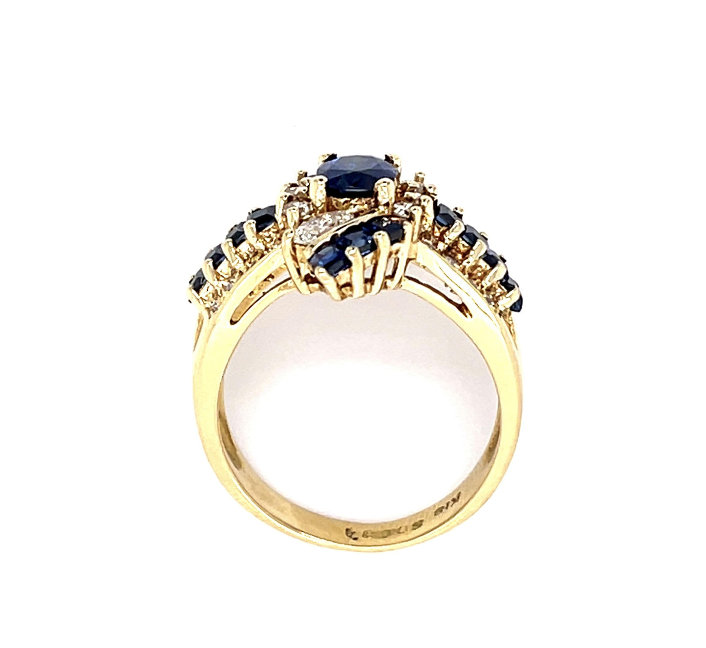 .68ct Center Sapphire 18KY Ring