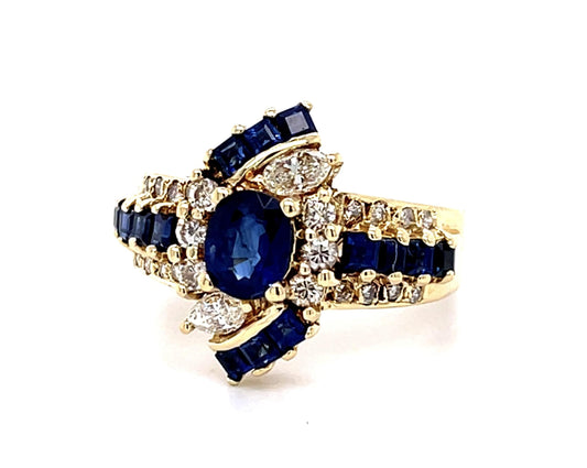 .68ct Center Sapphire 18KY Ring