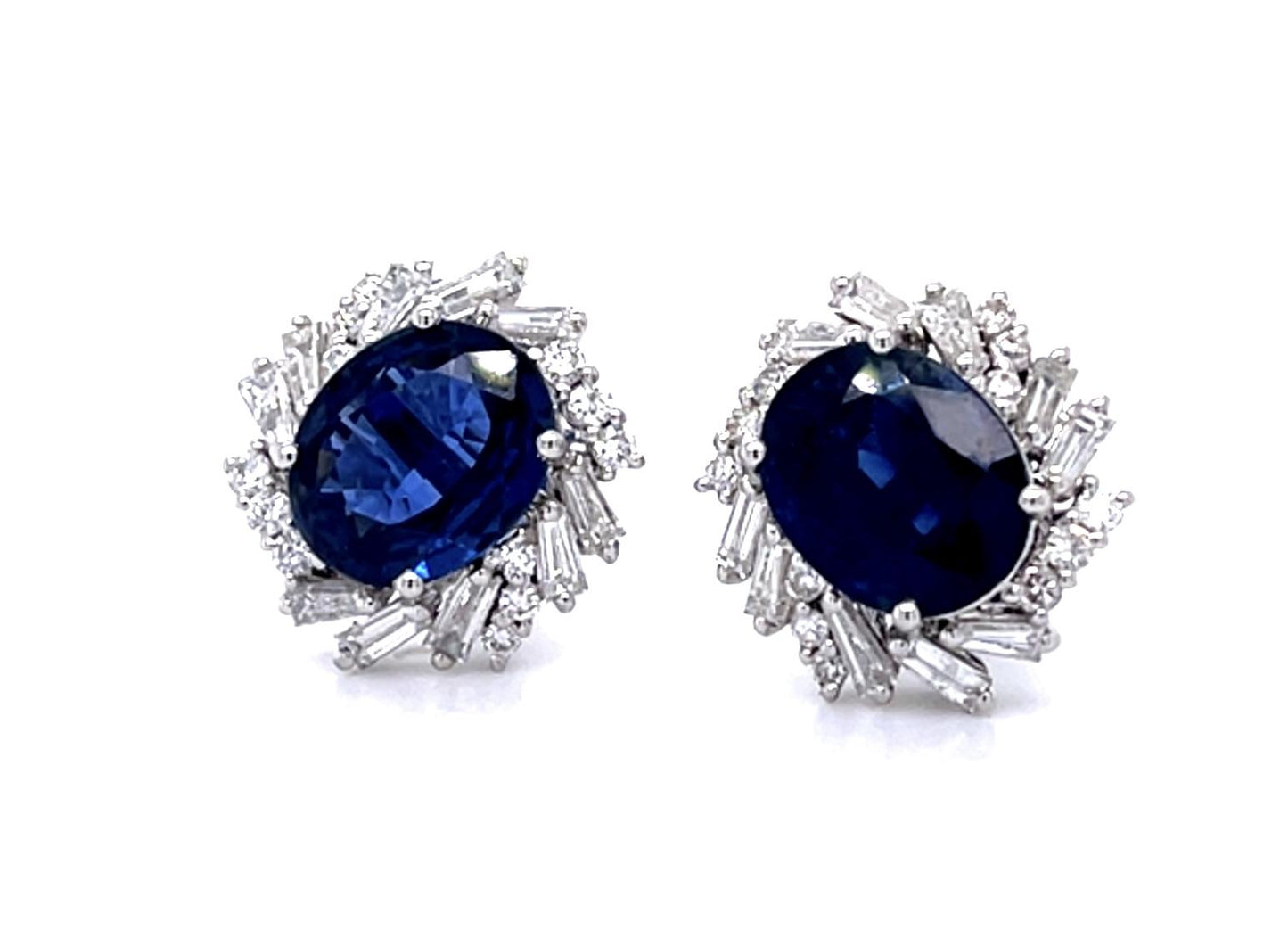 4.76ct Oval Sapphire Platinum Stud Earrings (Vintage 1970s)