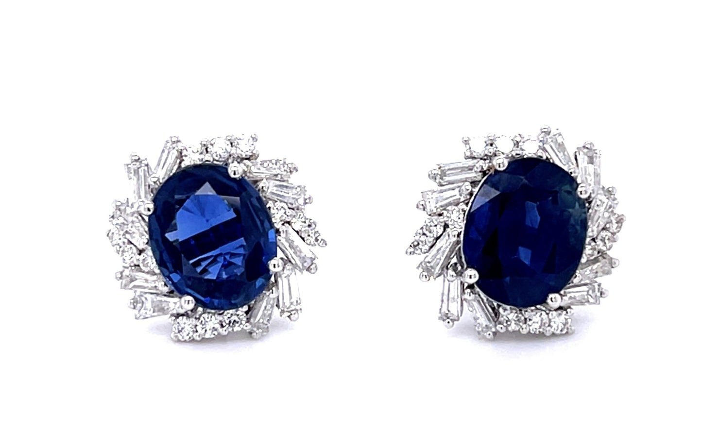 4.76ct Oval Sapphire Platinum Stud Earrings (Vintage 1970s)
