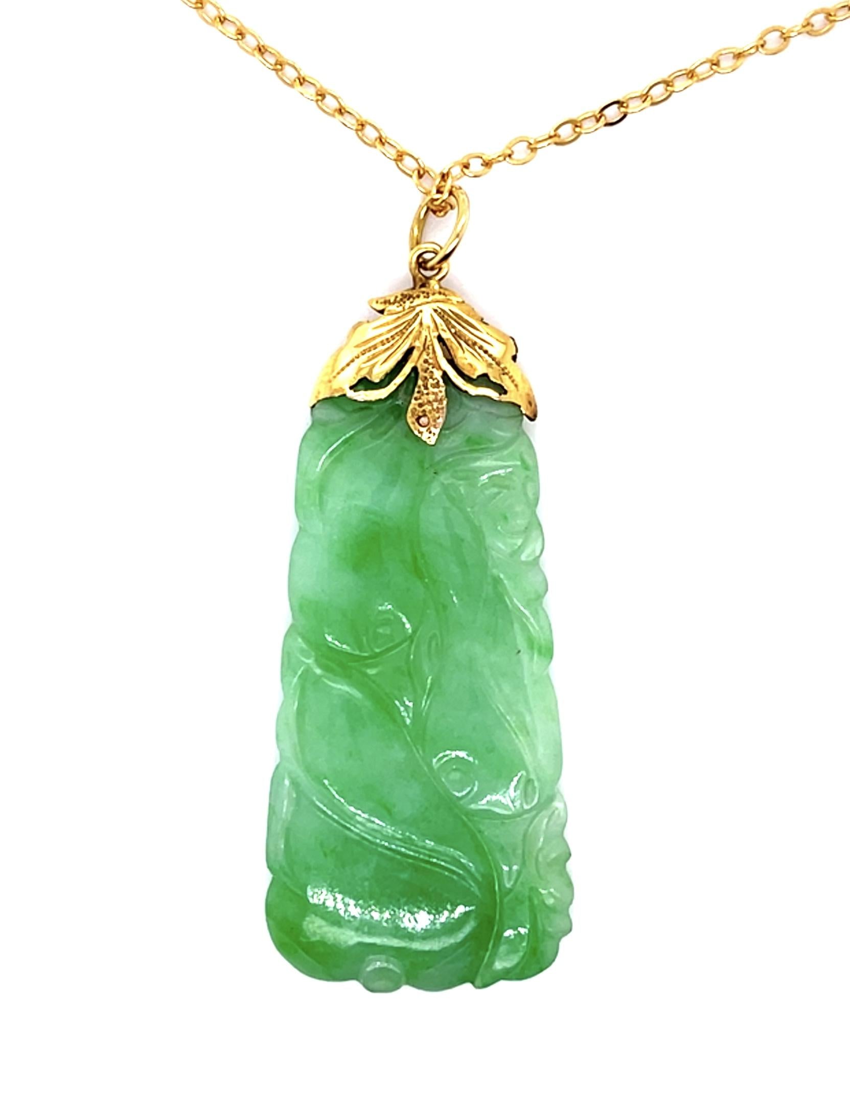 Original Carved Natural Jade 14KY Pendant (Vintage 1930s)