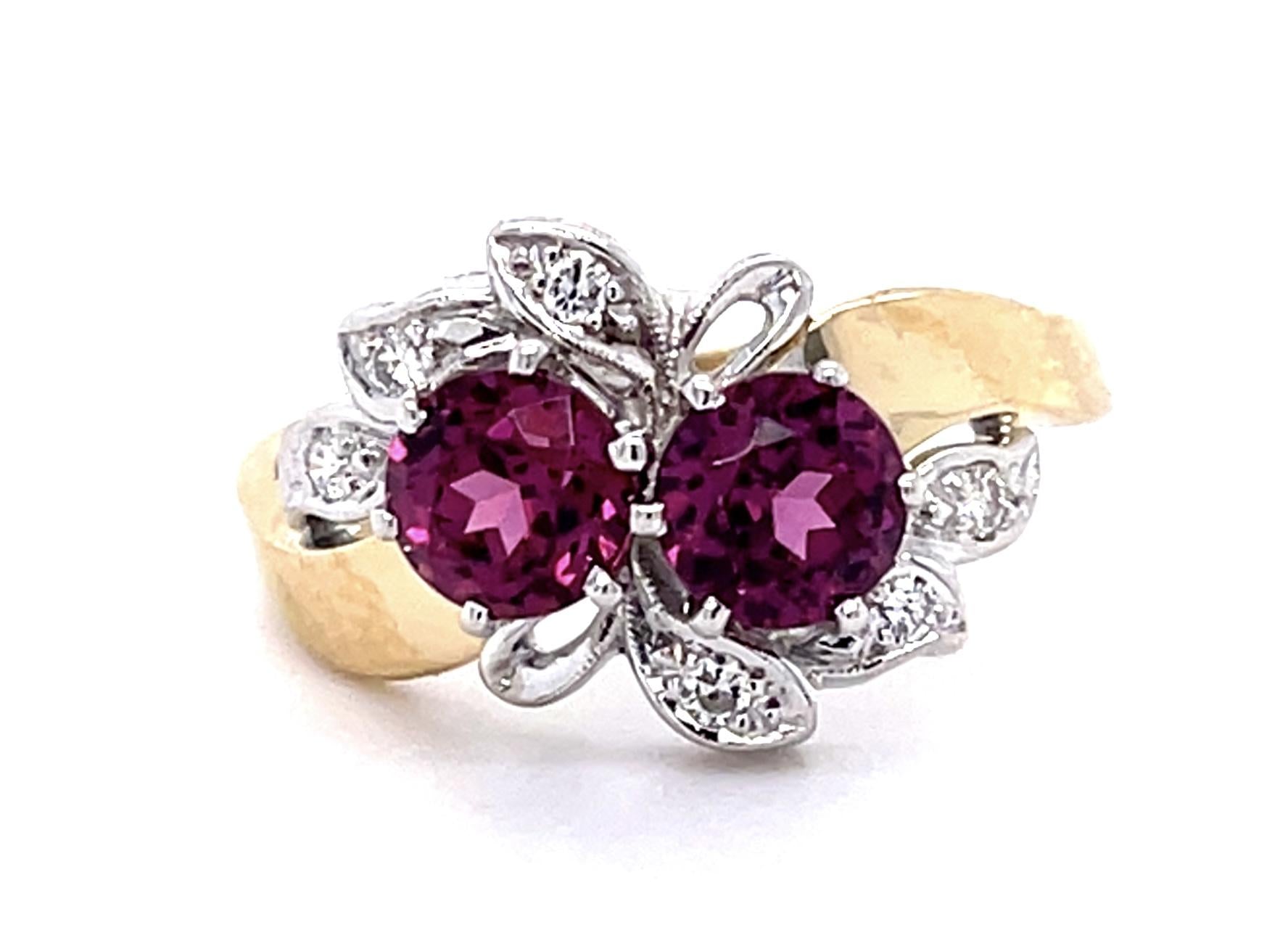 1.50ct Purplish Pink Garnet 14KY Ring (Vintage 1960s)