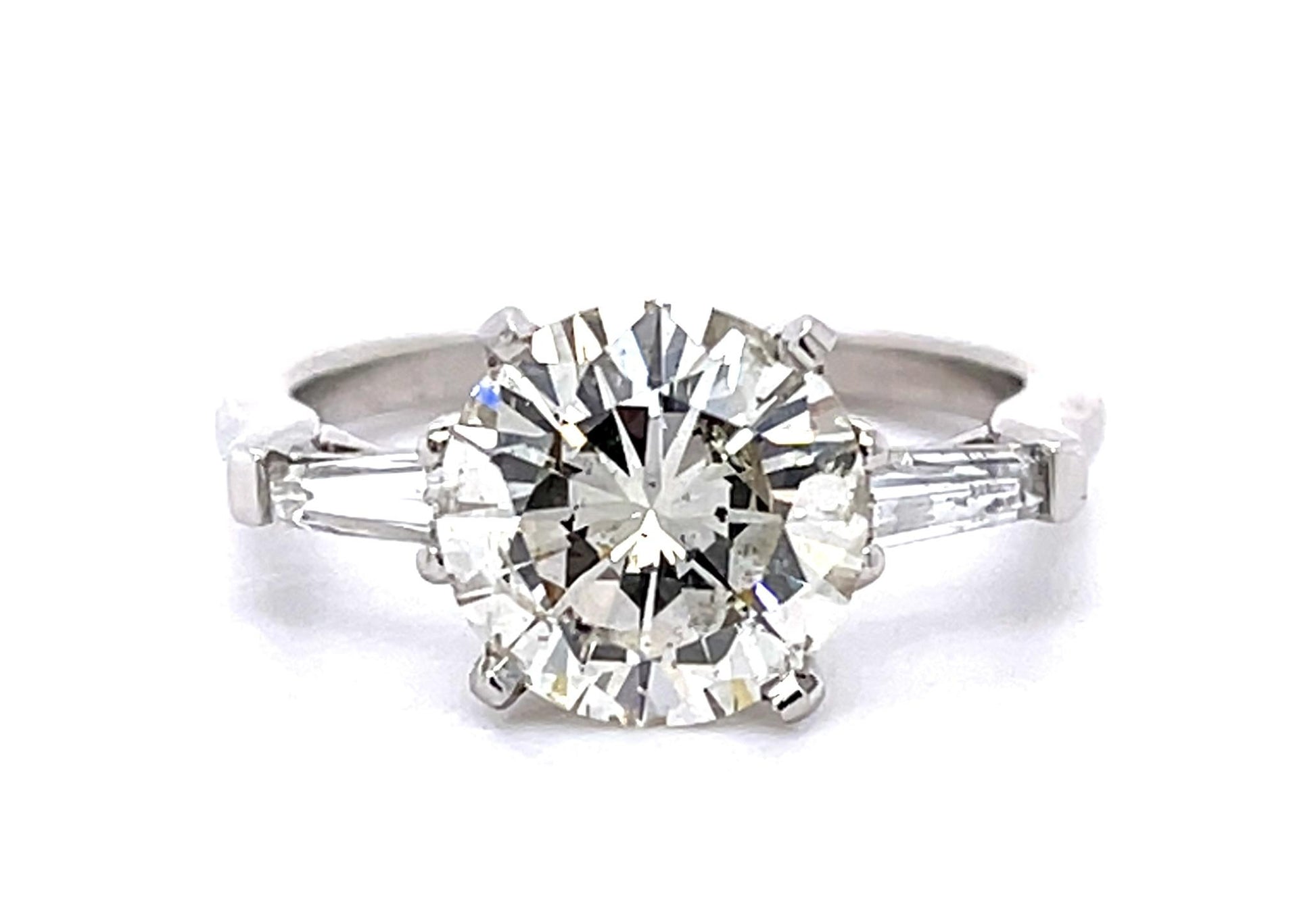 2.52ct J SI2 Round Brilliant Diamond (No Cert) Platinum Ring