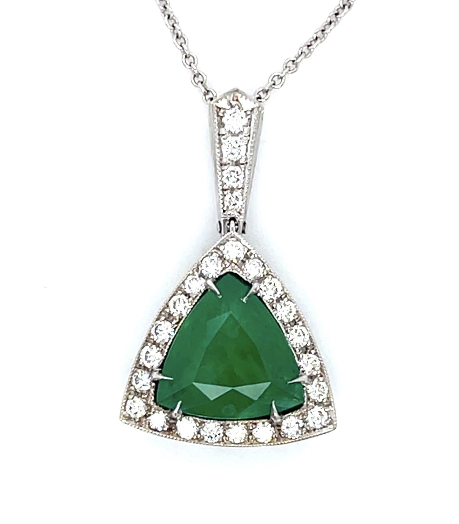18KW Emerald &  Diamond Pendant 4.42ct(em)