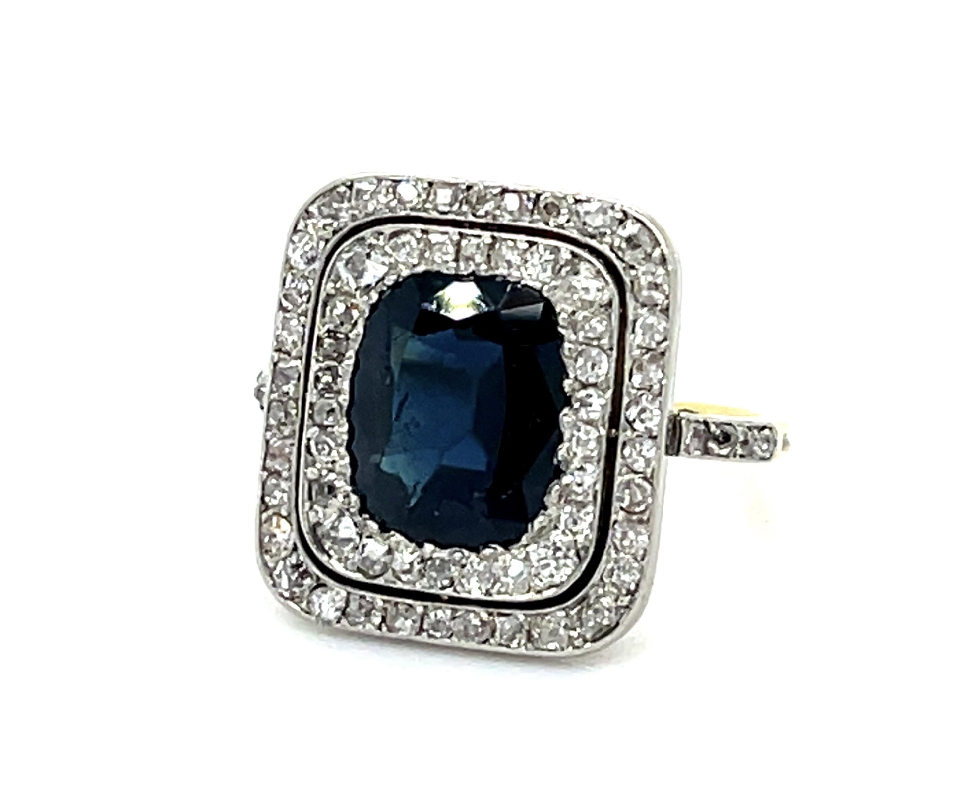 Original Edwardian 2.50ct Cushion Sapphire Platinum+18KW Ring (Antique 1900s)