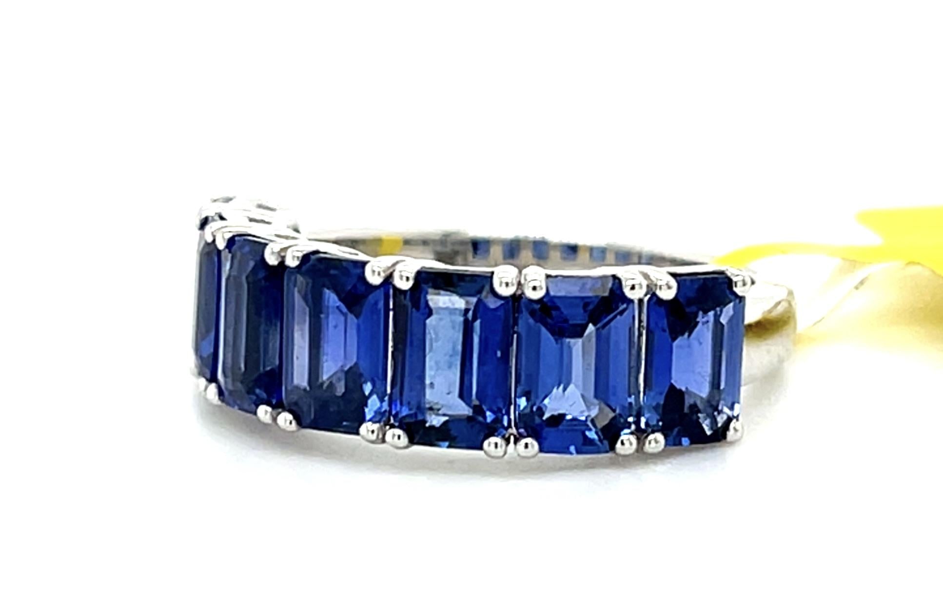 4.25ct Emerald-cut Sapphire 18KW Ring