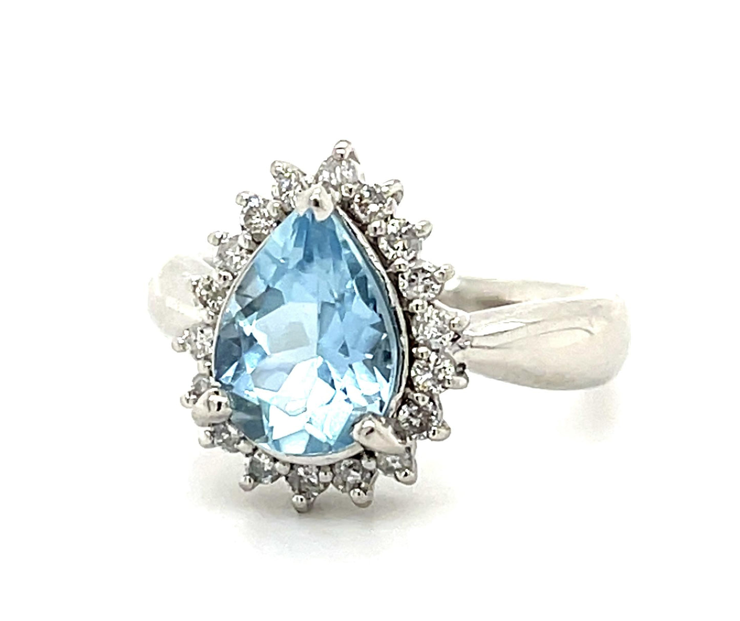 1.93ct Pear-cut Aquamarine Platinum Ring