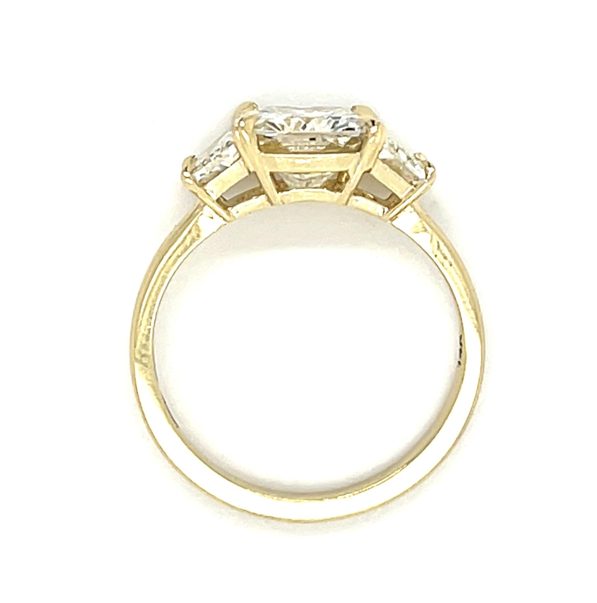 2.06ct J SI1 Round Diamond 14KY Ring .84ct Trapezoid Diamond