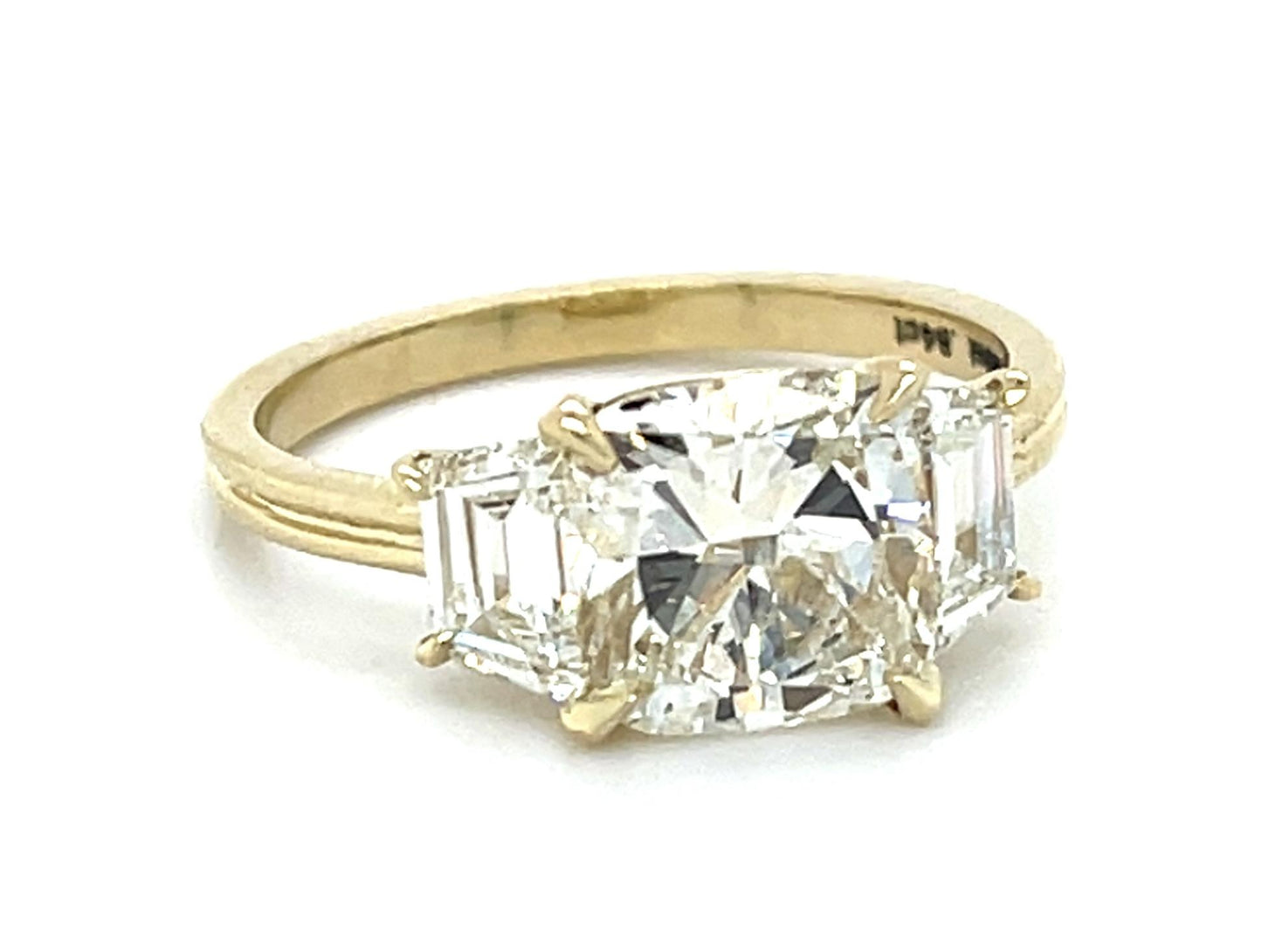 2.06ct J SI1 Round Diamond 14KY Ring .84ct Trapezoid Diamond