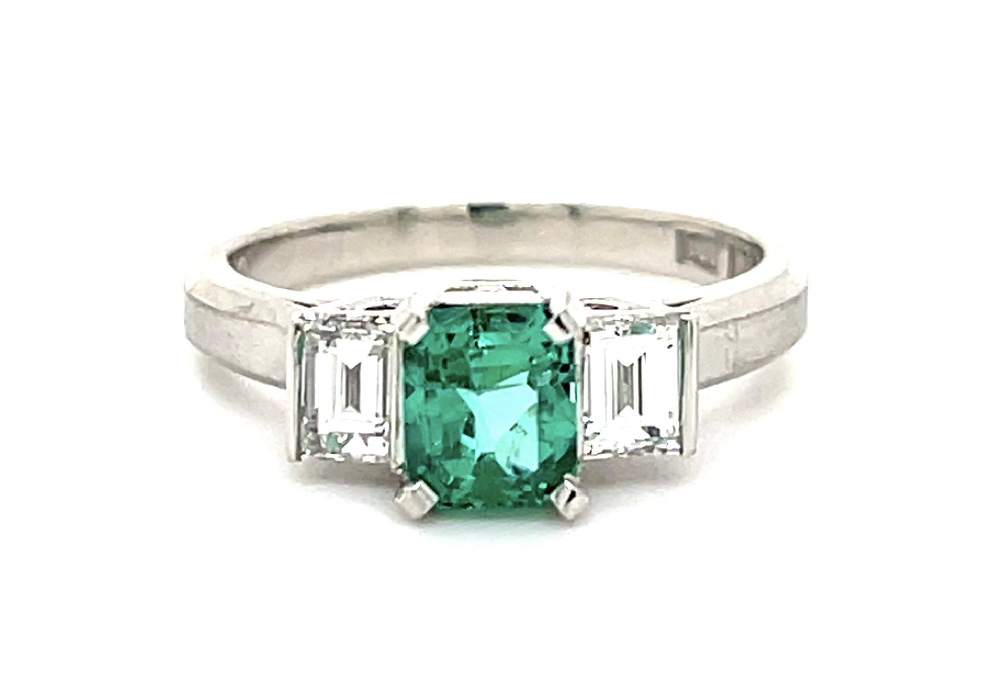.85ct Colombian Emerald-cut Emerald (No Cert) Platinum Ring (Vintage 1960s)