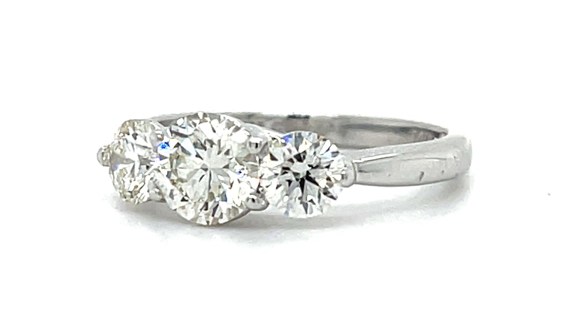 .65ct Round Diamond 14KW Ring .44ct SD