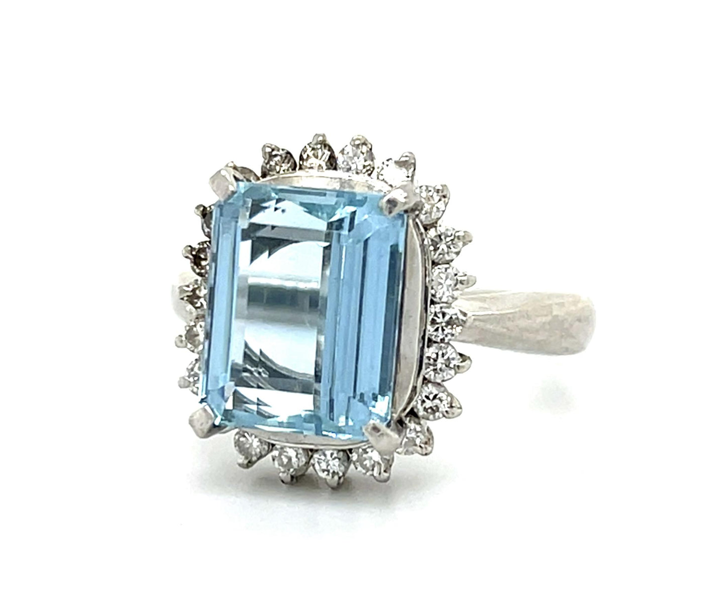 4.32ct Aquamarine Platinum Ring
