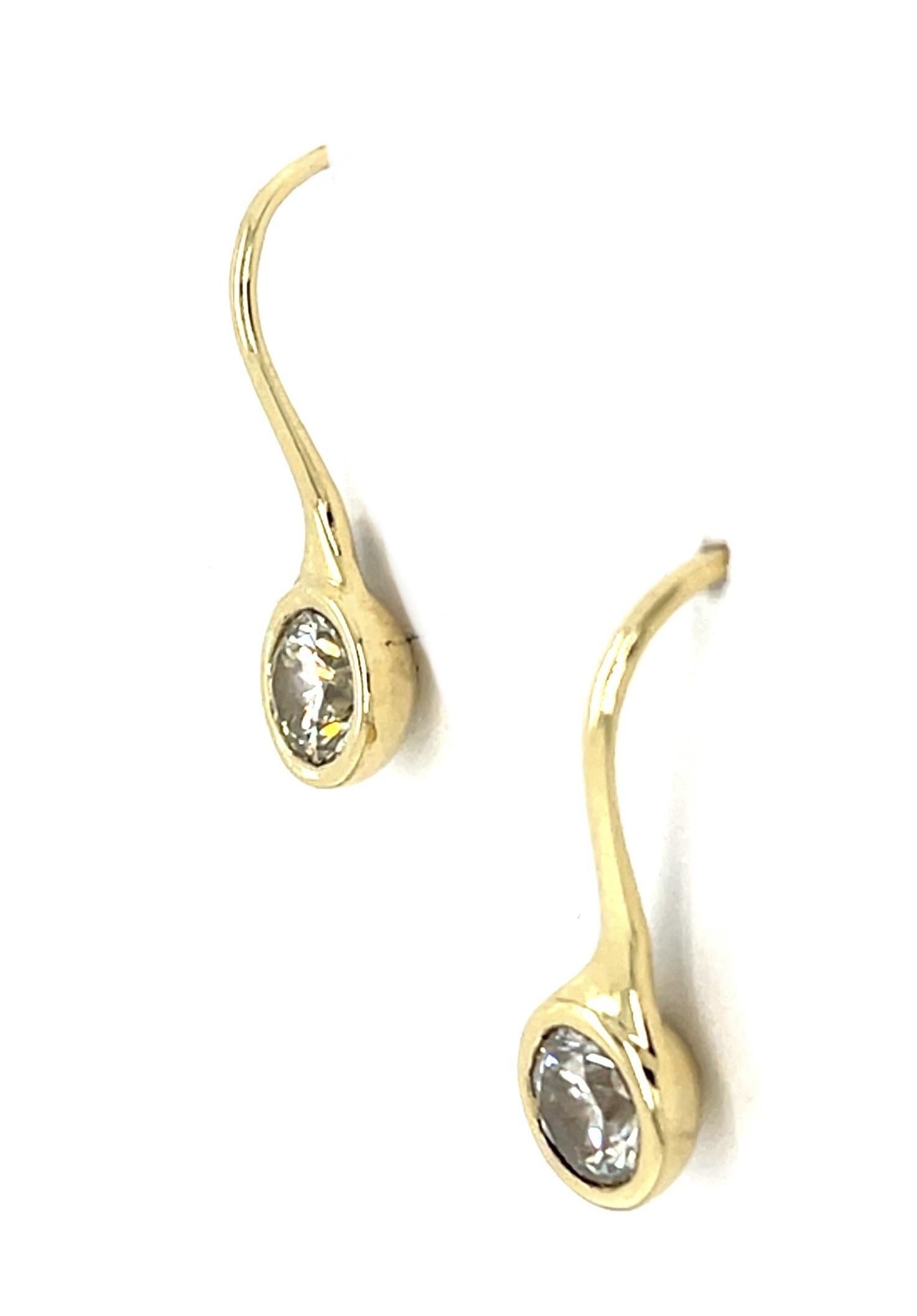 2.02ct (Two Diamonds, one diamond is an I SI2 (no cert) 14KY Stud Earrings 2.48g