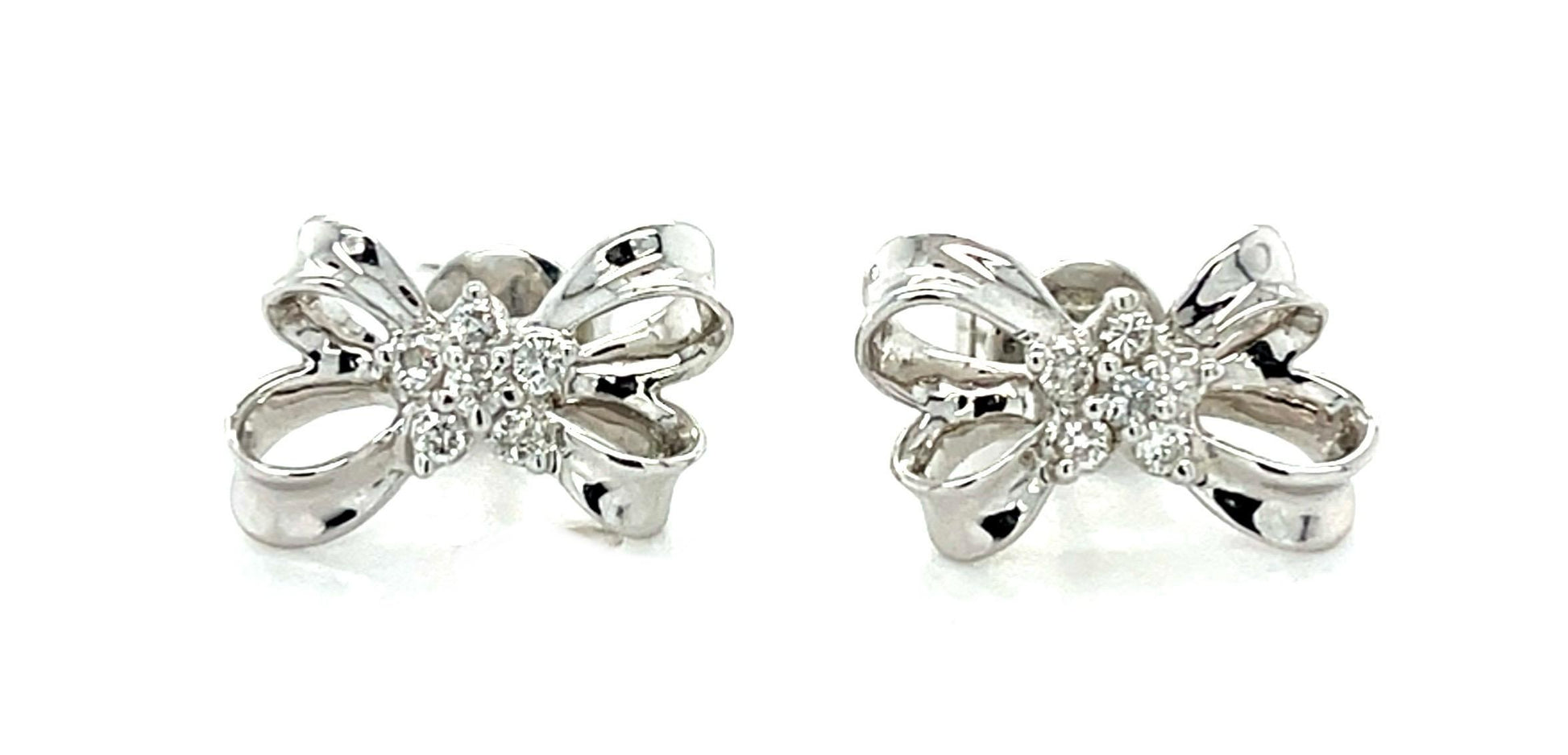 .18ct Diamond 14KW Gold Stud Bow Earrings 2.60g