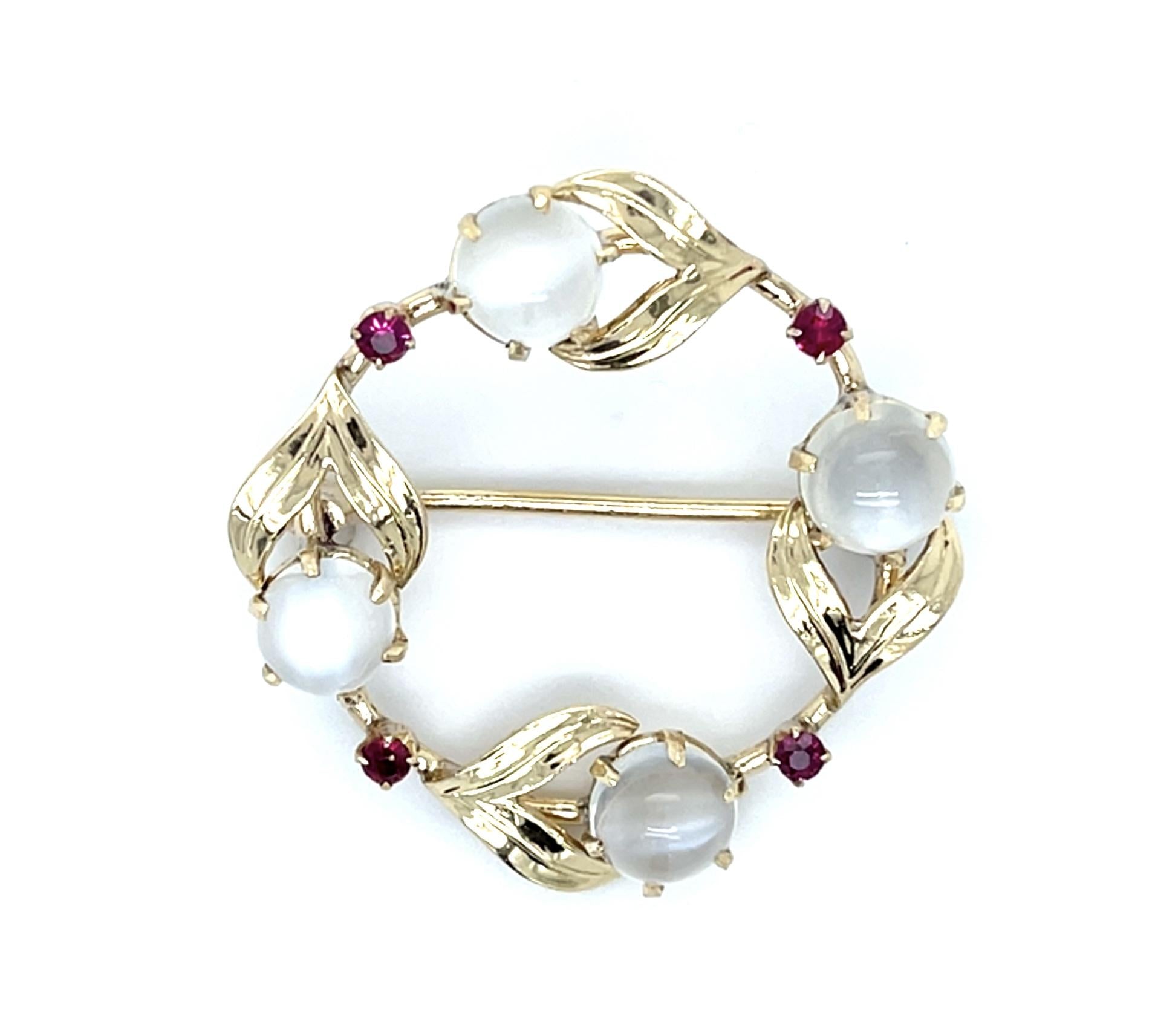 Original Retro 5ct Moonstone .40ct Ruby 14KY Gold Brooch (Vintage 1940s) 7.60g