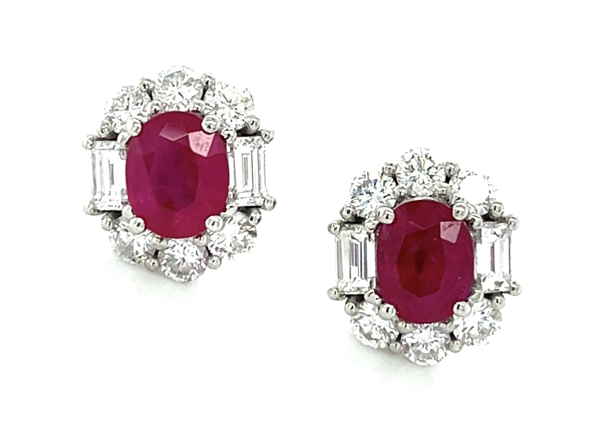 2.71ct Ruby Platinum Stud Earrings 1.71ct Diamond 4.90g 4.70g